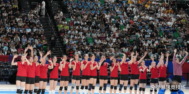 国乒回归回归闪耀表现，中国女排球迷集体呐喊的简单介绍